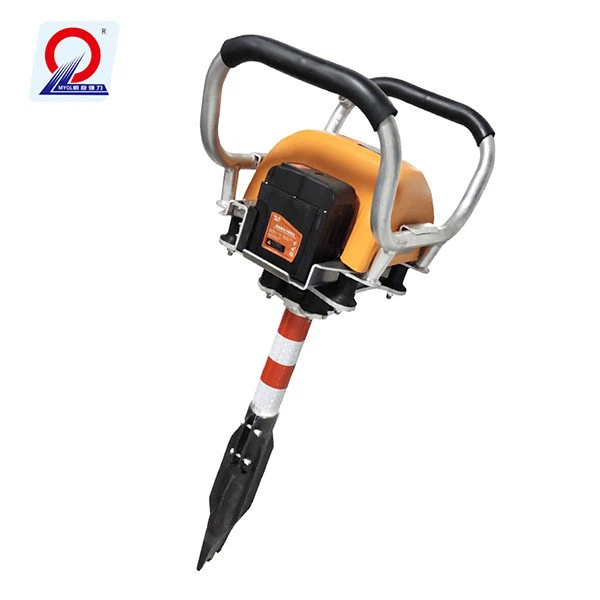 Rechargeable portable tamping machine
